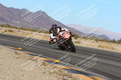 media/Jan-13-2024-SoCal Trackdays (Sat) [[9c032fe5aa]]/Turn 14 Inside (150pm)/